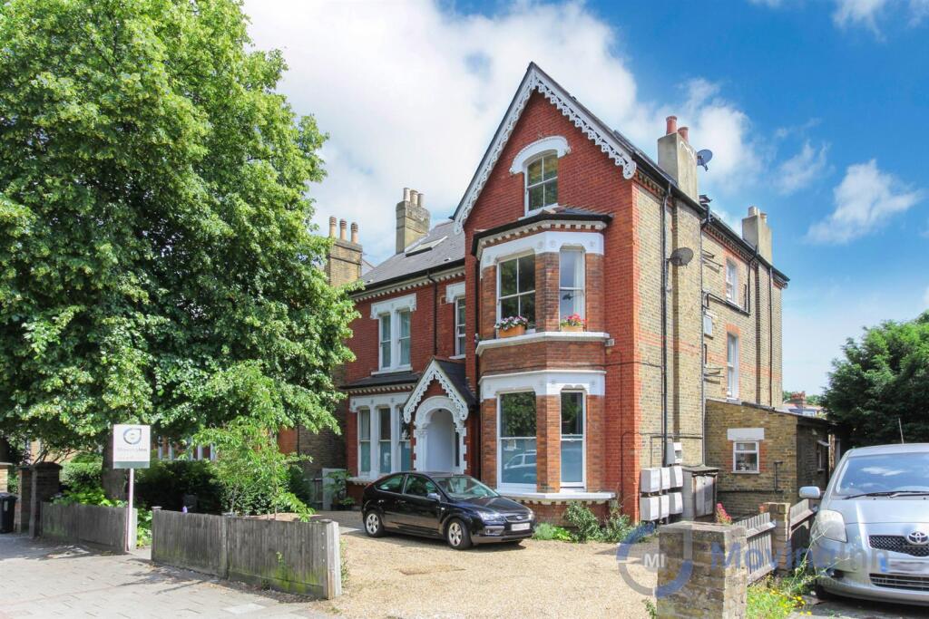 Main image of property: Thurlow Park Road, West Dulwich, SE21 8HY