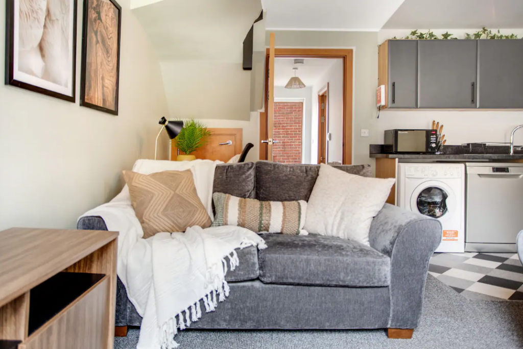 Additional property image - Barton Mill Road, Canterbury City Centre, Canterbury, CT1