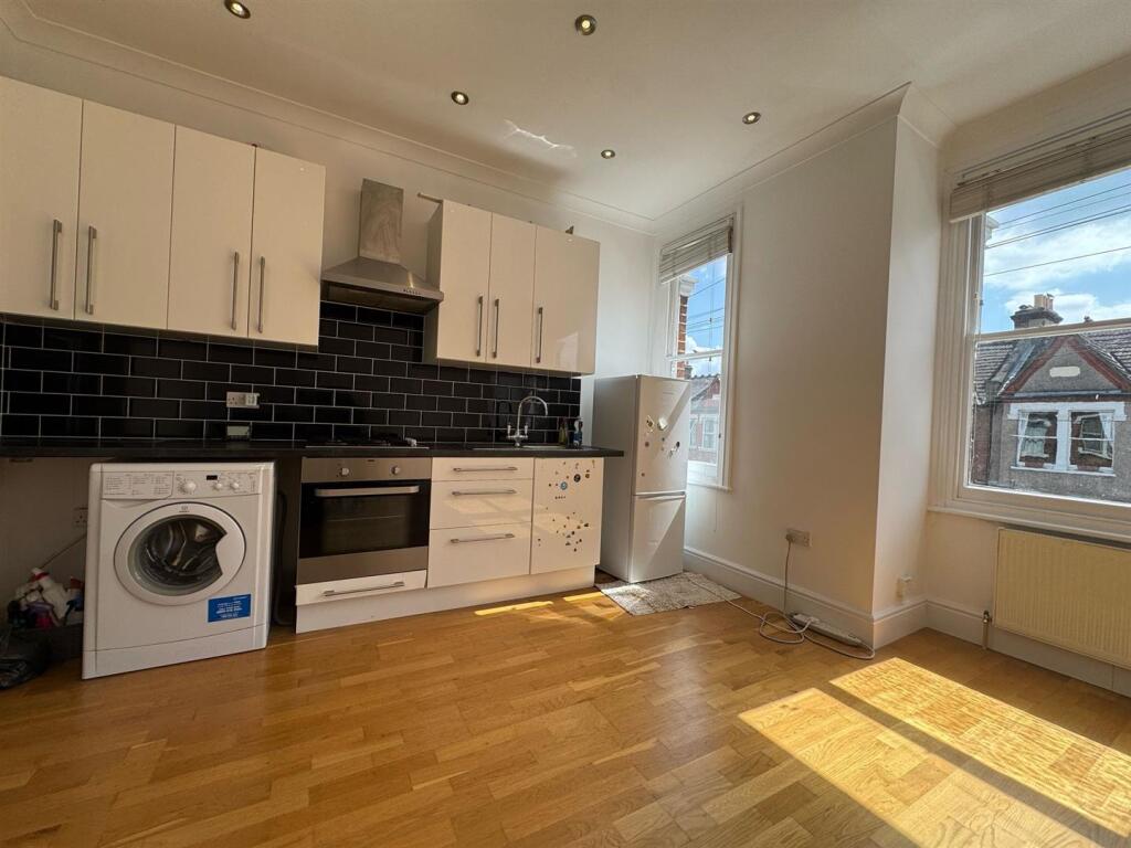 Main image of property: Credenhill Street, London