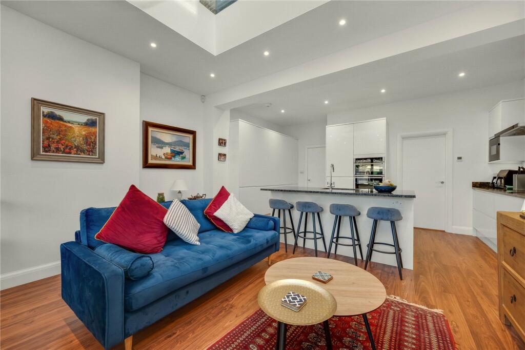 Main image of property: Gloucester Road, Kingston Upon Thames, Surrey, KT1