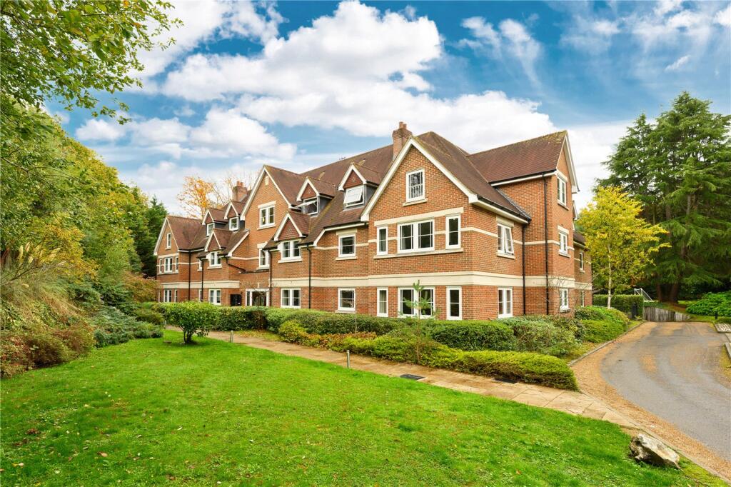 Main image of property: Lakewood, Portsmouth Road, Esher, Surrey, KT10