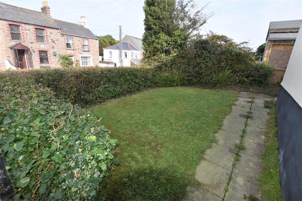 3 bedroom semidetached bungalow for sale in Bell Lane, Lanner, Redruth