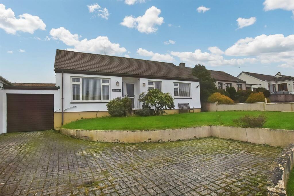 3 bedroom bungalow for sale in Carnkie, Redruth, TR16