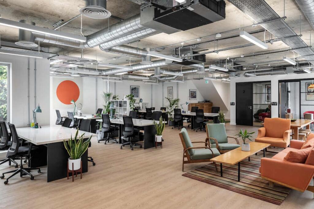 Main image of property: 12-27 Swan Yard, Islington, London, N1 1SD