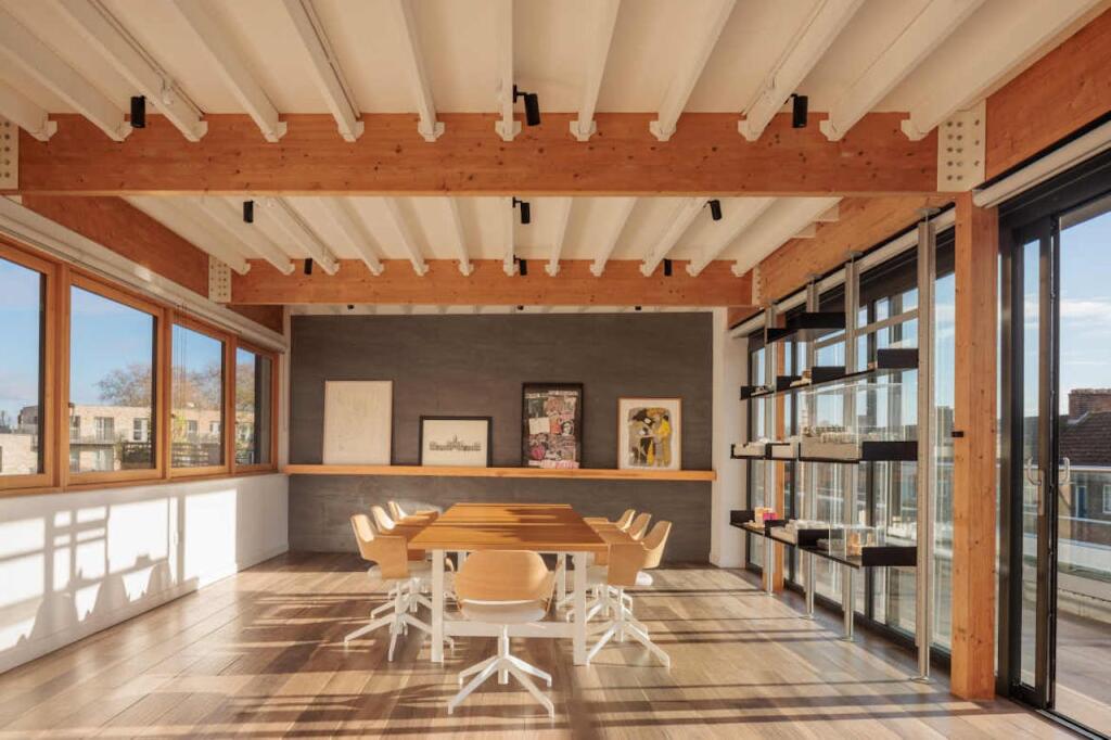 Main image of property: 5 Green Mews, Bevenden Street, Shoreditch, London, N1 6AS