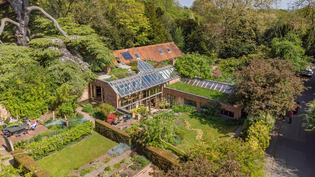 Main image of property: Nestled in the delightful Westhorpe Southwell...