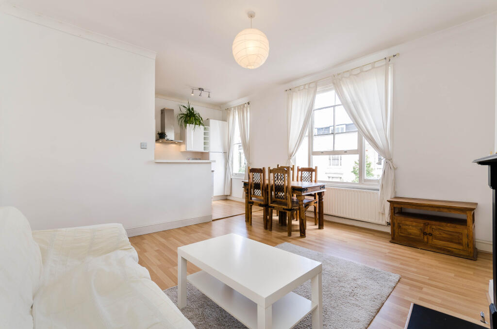Main image of property: Eardley Crescent, London, SW5
