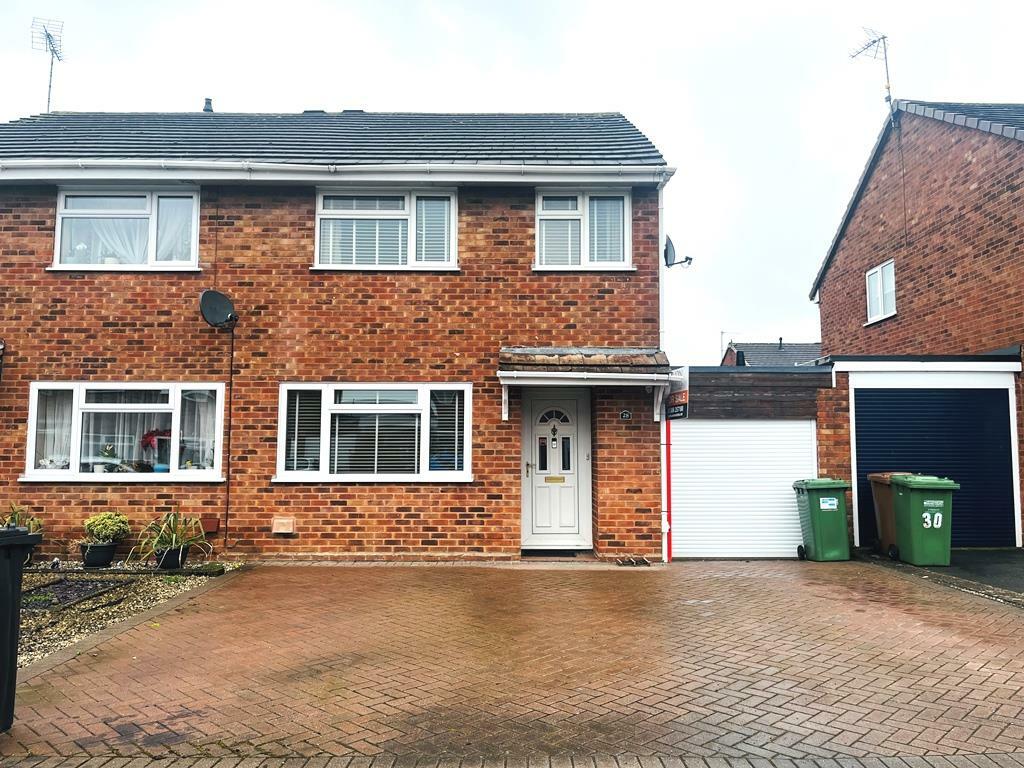 3 bedroom semidetached house for sale in Digby Road, Evesham, WR11