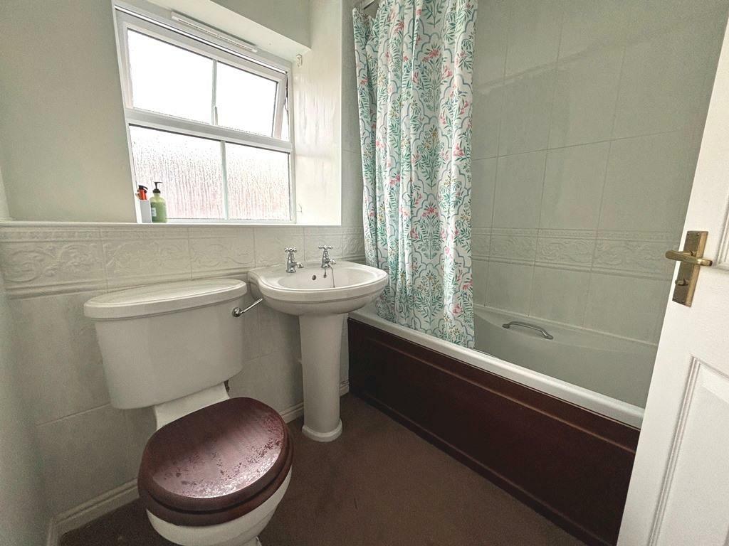 Additional property image - St. Laurence Way, Bidford-On-Avon, Alcester