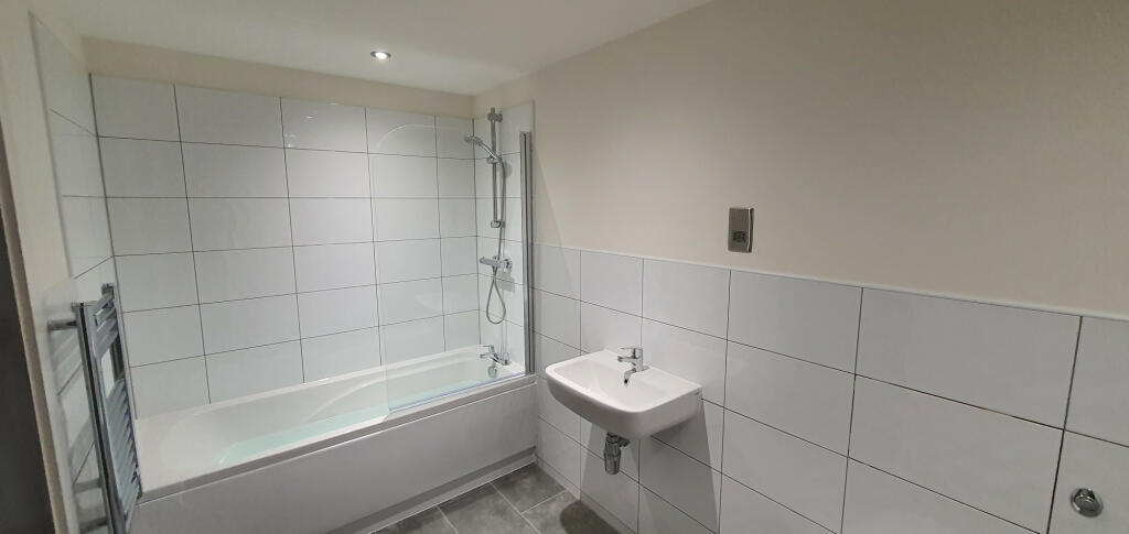 Additional property image - Conditioning House, Cape Street, Bradford, Yorkshire, BD1