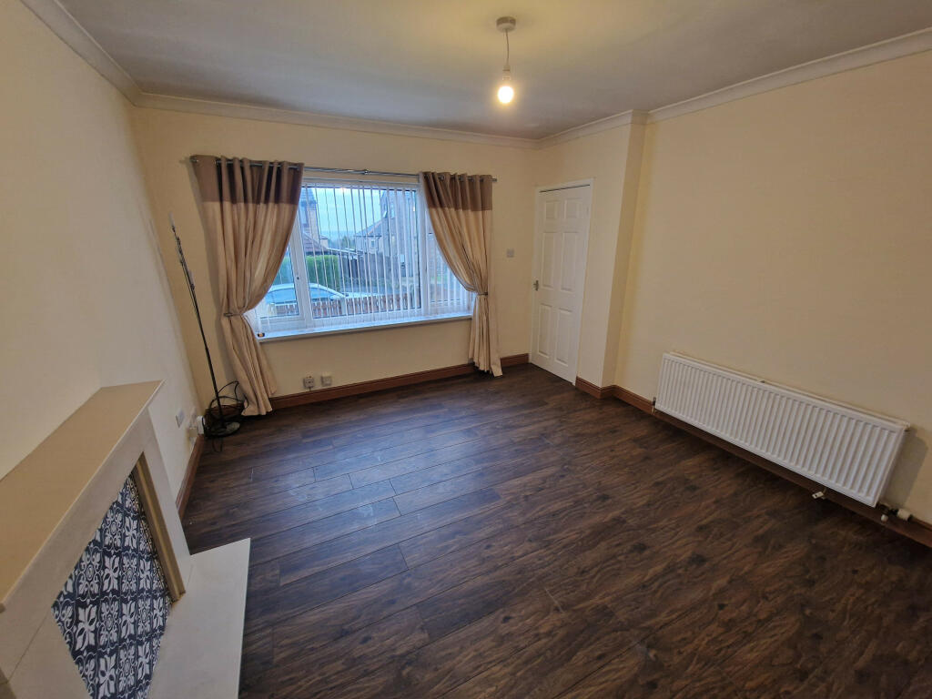 Additional property image - Highlands Grove, Bradford, West Yorkshire, BD7