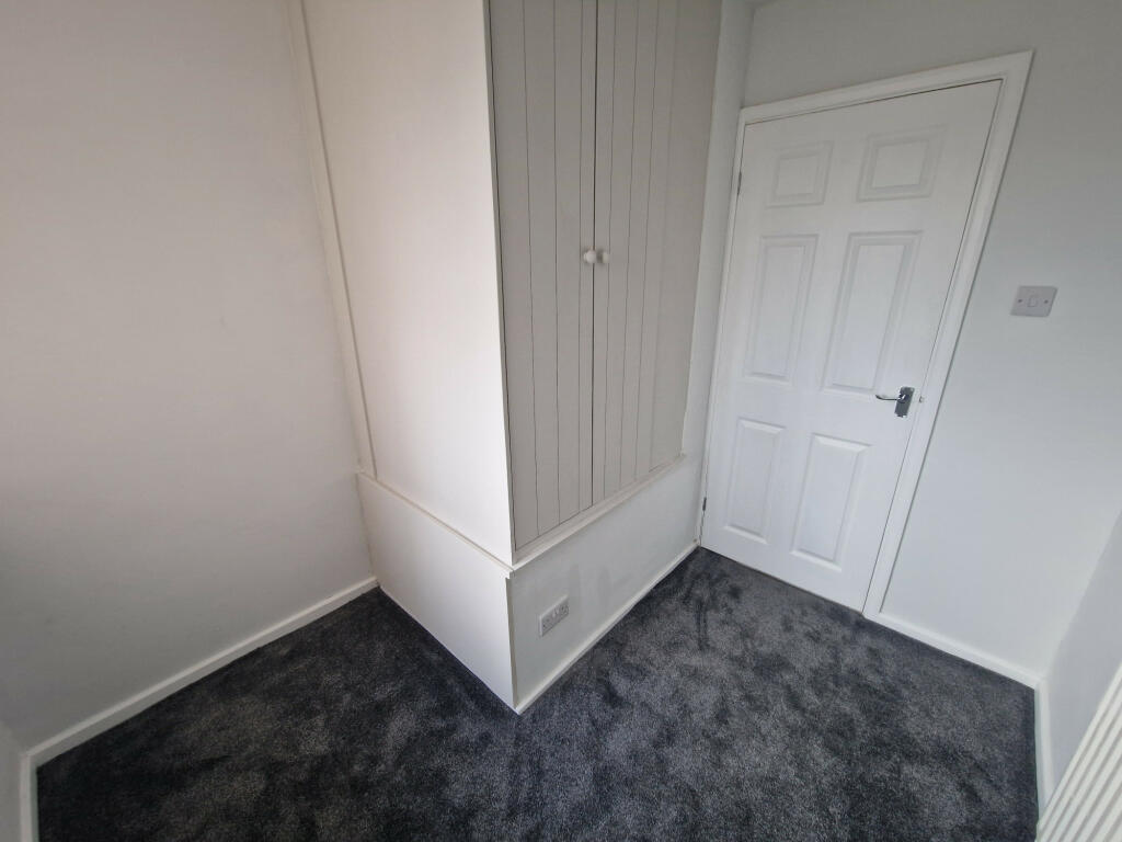 Additional property image - Highlands Grove, Bradford, West Yorkshire, BD7