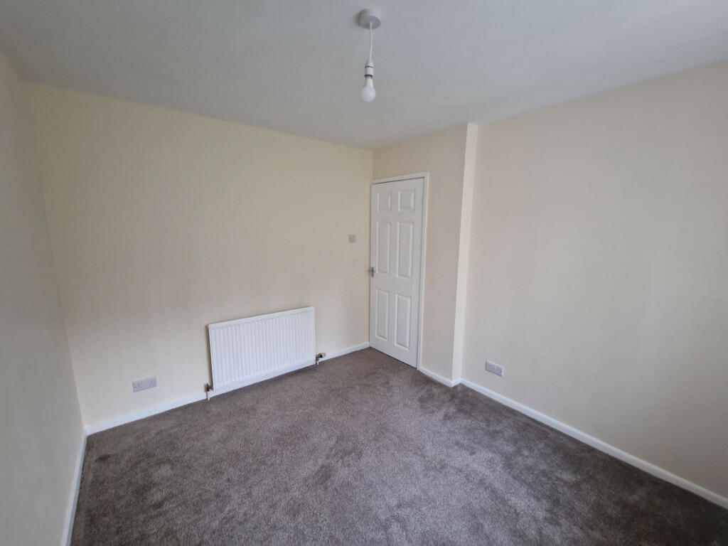 Additional property image - Highlands Grove, Bradford, West Yorkshire, BD7