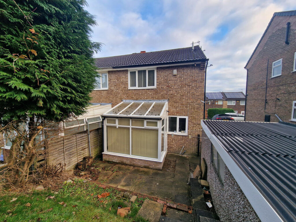 Additional property image - Highlands Grove, Bradford, West Yorkshire, BD7