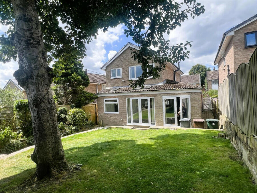 Additional property image - Sellerdale Rise, Bradford, West Yorkshire, BD12