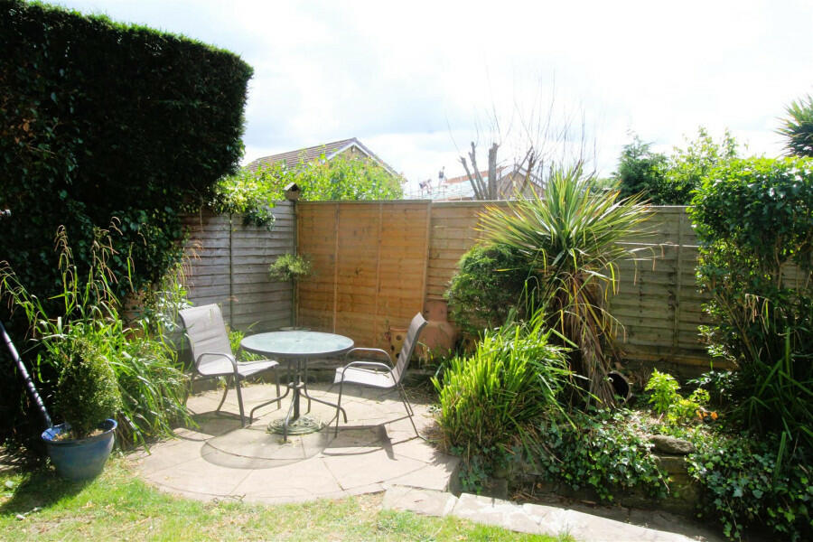 Additional property image - Sellerdale Rise, Bradford, West Yorkshire, BD12