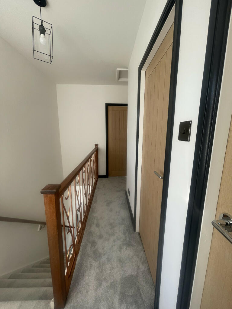 Additional property image - Sellerdale Rise, Bradford, West Yorkshire, BD12