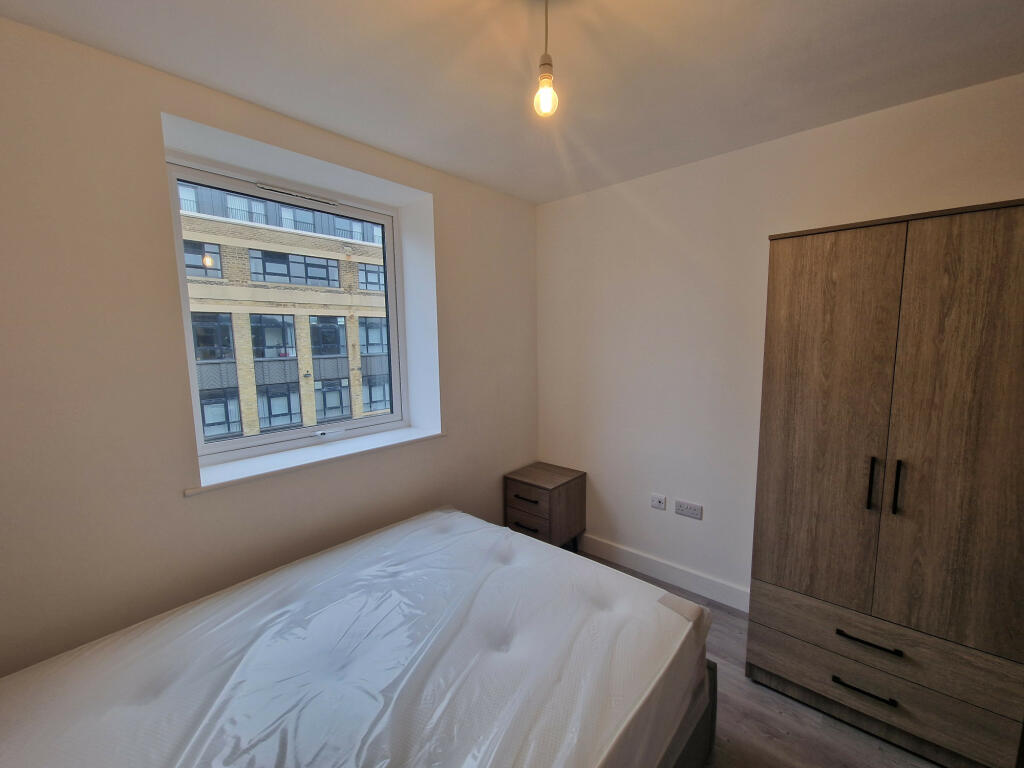 Additional image 3 of Bingley Rd, Bradford, West Yorkshire, BD9