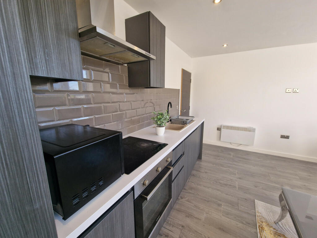 Additional property image - Empire House, 8-10 Piccadilly, Bradford, West Yorkshire, BD1
