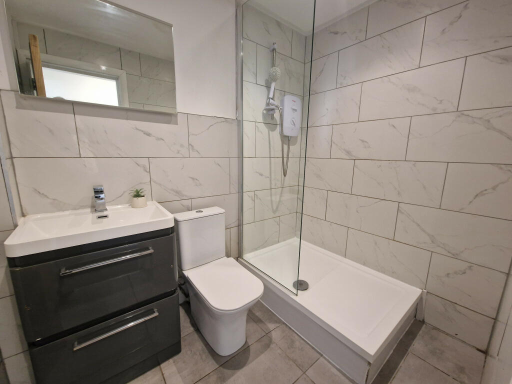 Additional property image - Empire House, 8-10 Piccadilly, Bradford, West Yorkshire, BD1