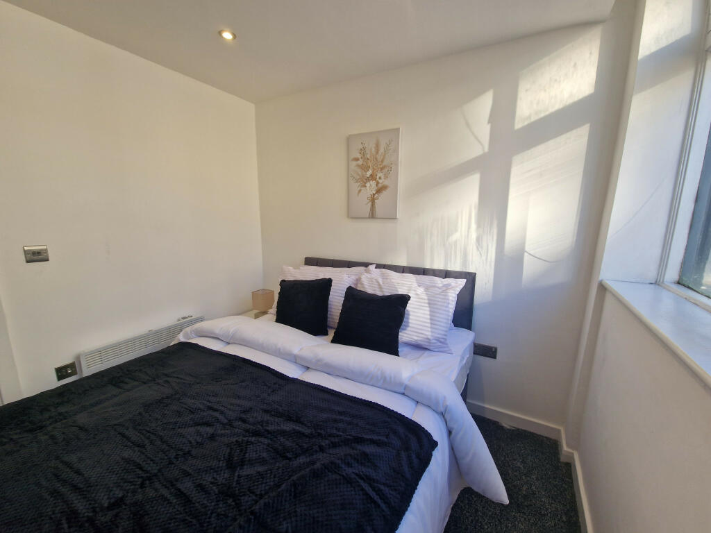Additional property image - Empire House, 8-10 Piccadilly, Bradford, West Yorkshire, BD1