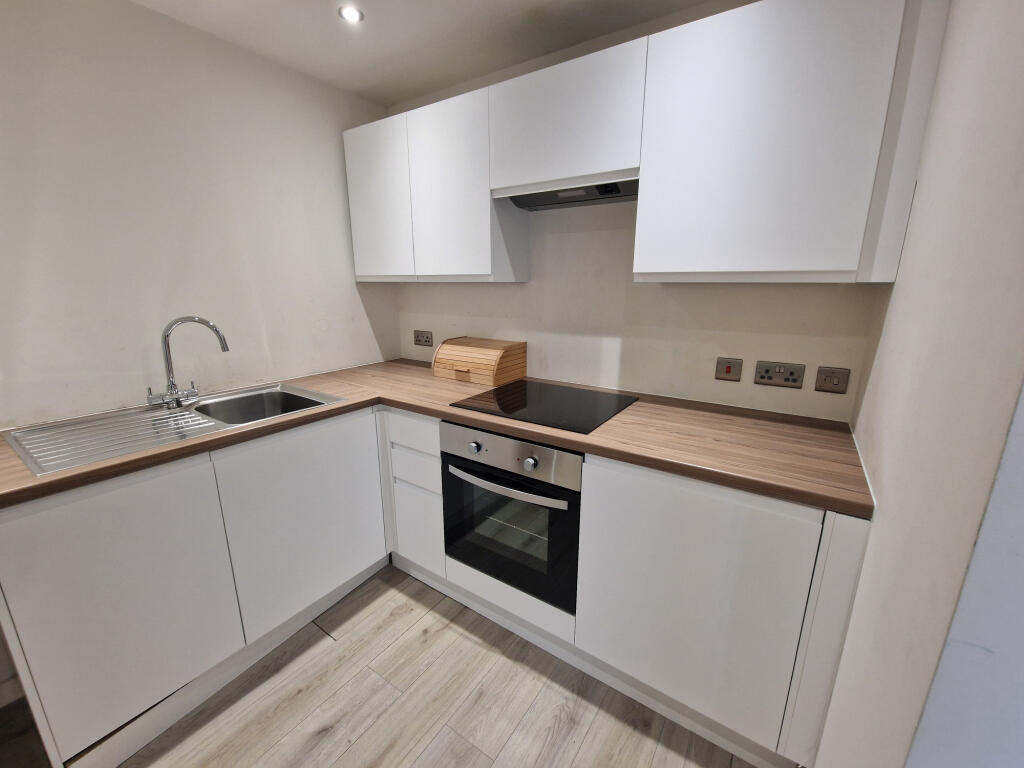 Additional property image - Conditioning House, Cape Street, Bradford, Yorkshire, BD1