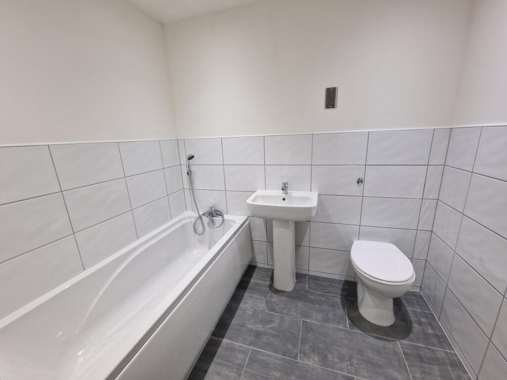 Additional property image - Conditioning House, Cape Street, Bradford, Yorkshire, BD1