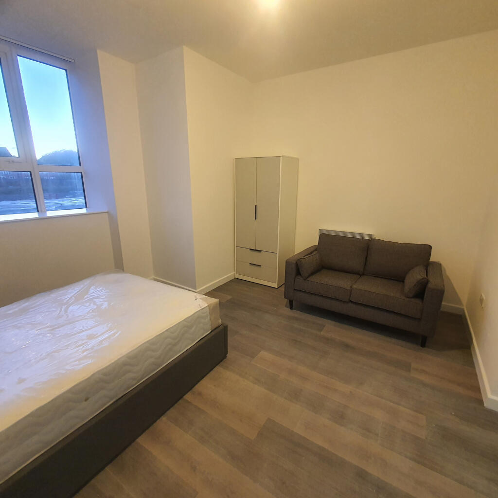 Additional property image - The Card House, Bingley Road, Bradford, West Yorkshire, BD9