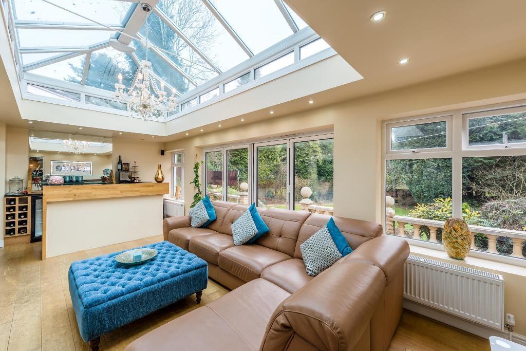 7 bedroom detached house for sale in Hagley Road West, Harborne