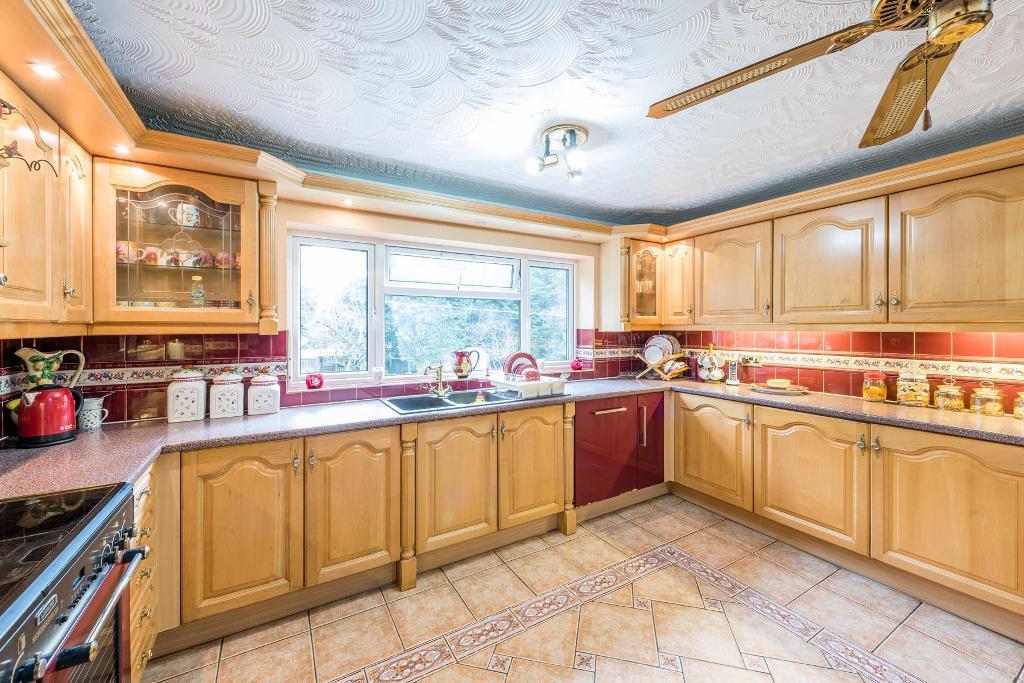 7 bedroom detached house for sale in Hagley Road West, Harborne