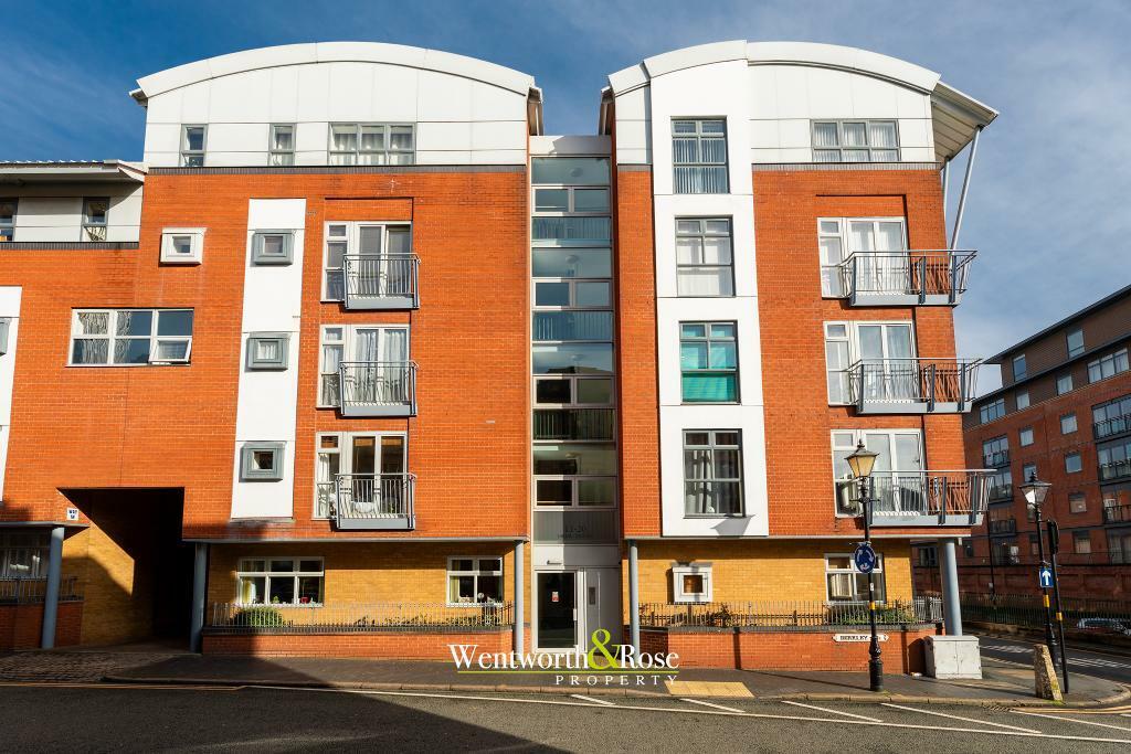 2 bedroom penthouse for sale in Friday Bridge, Berkley Street, Birmingham, B1 2LB, B1