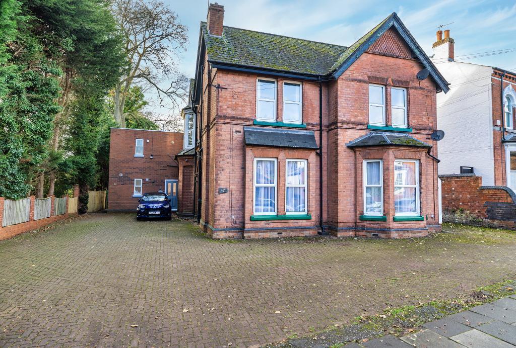 Main image of property: Margaret Road, Harborne, Birmingham, West Midlands, B17 0EU