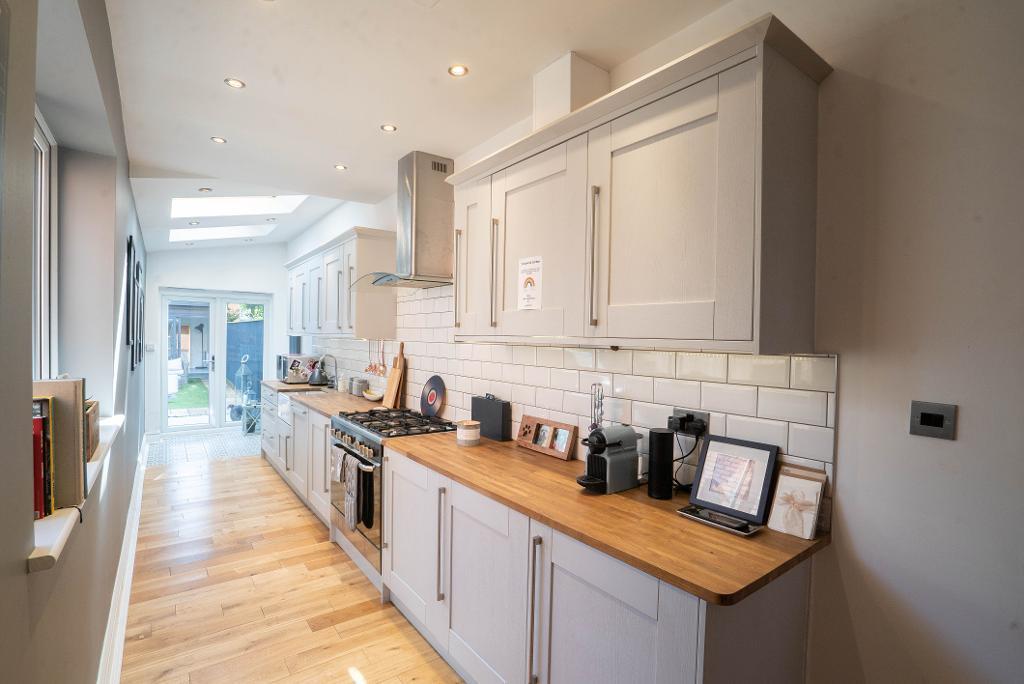 2 bedroom terraced house for sale in Earls Court Road, Harborne