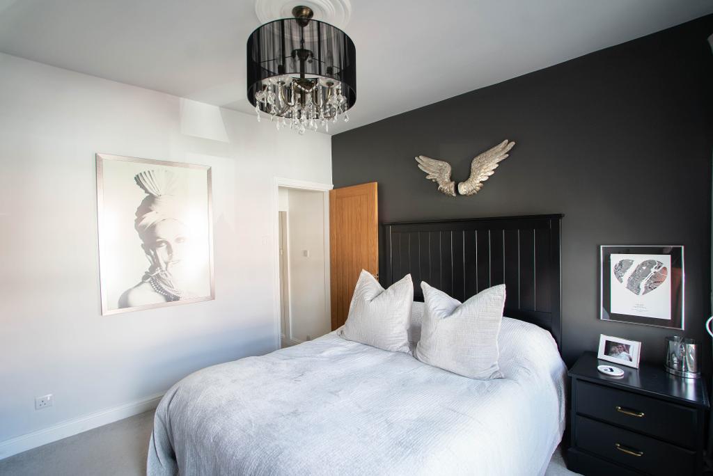 2 bedroom terraced house for sale in Earls Court Road, Harborne