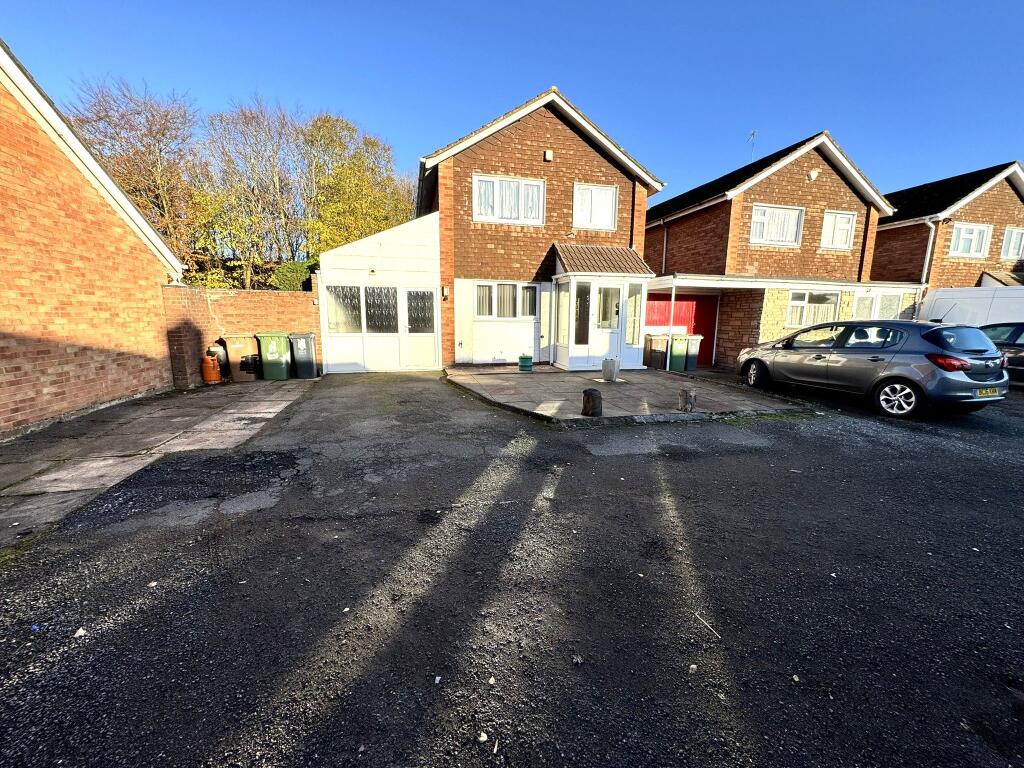 Main image of property: Lynwood Close, Willenhall