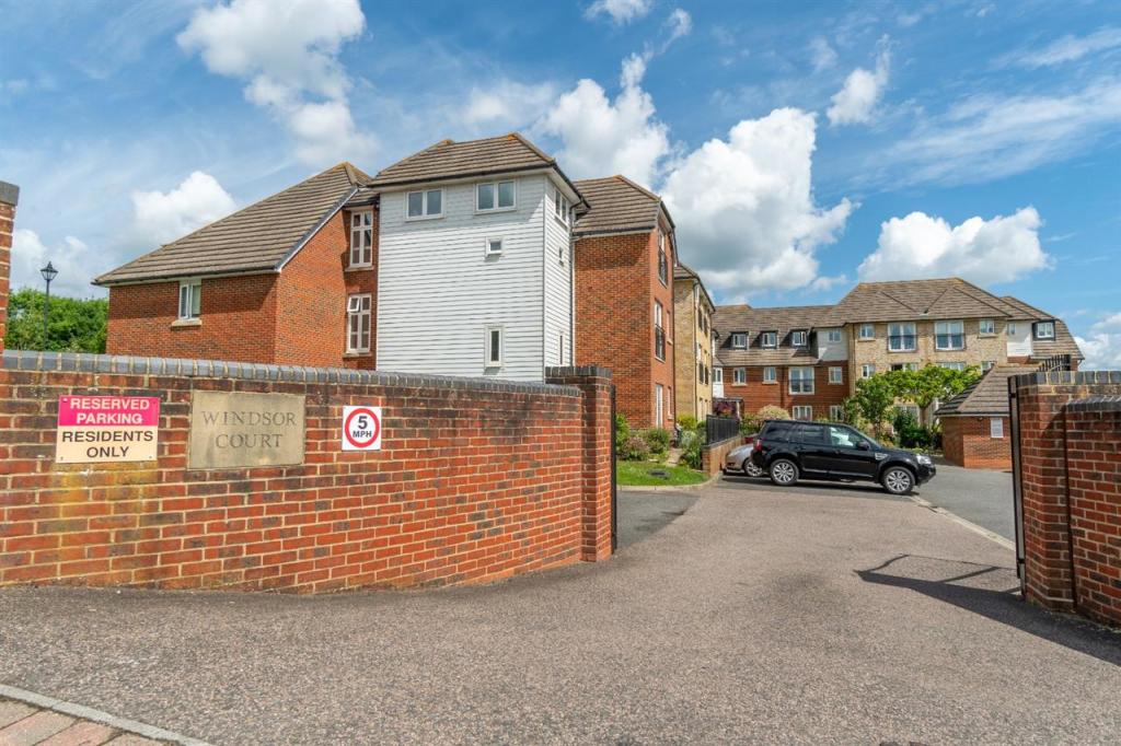 2 bedroom apartment for sale in Windsor Court, Hoxton Close, Singleton