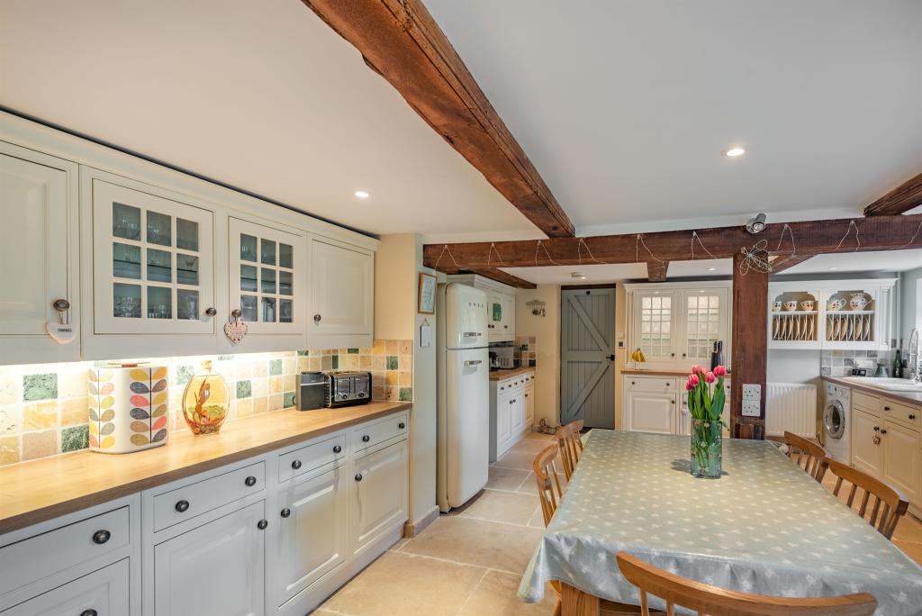 5 bedroom barn conversion for sale in Stainfield Road, Hanthorpe ...