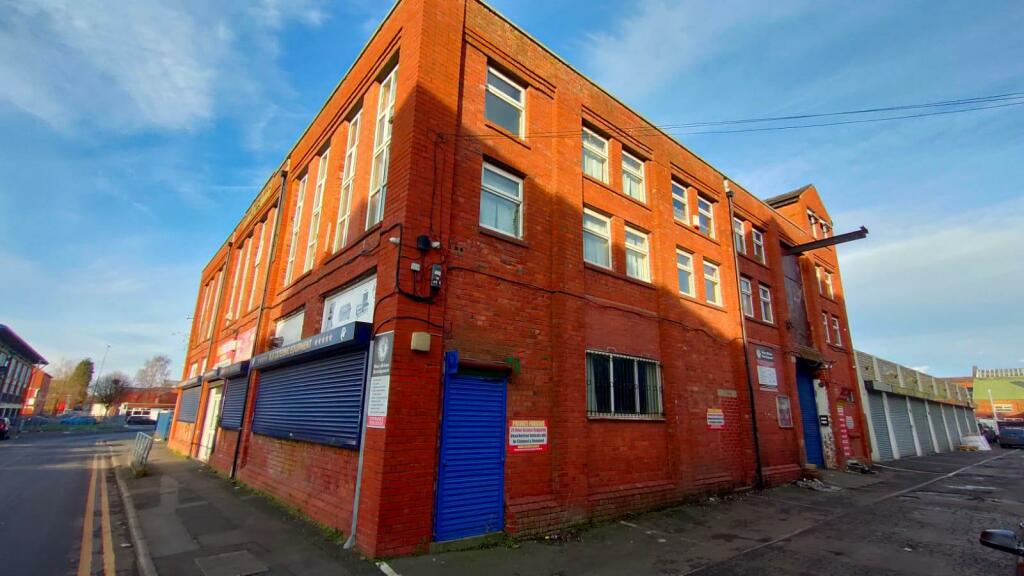 Commercial property for rent in Good Hope Mill, 98 Bentinck Street
