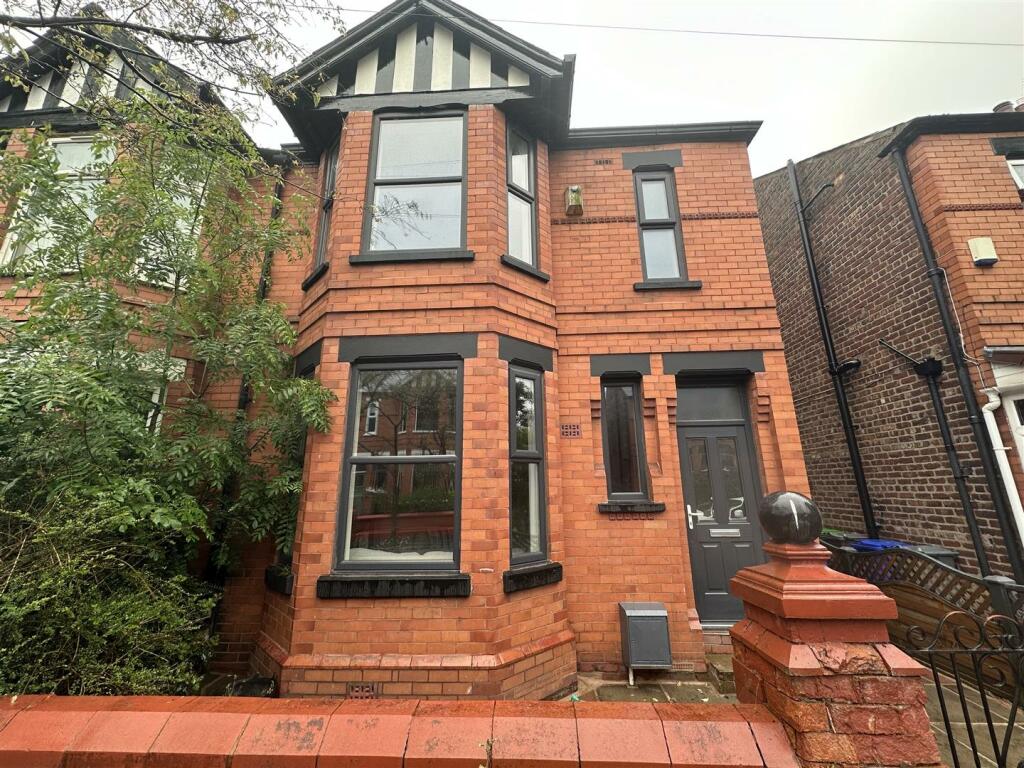 Main image of property: Woodland Road, Manchester