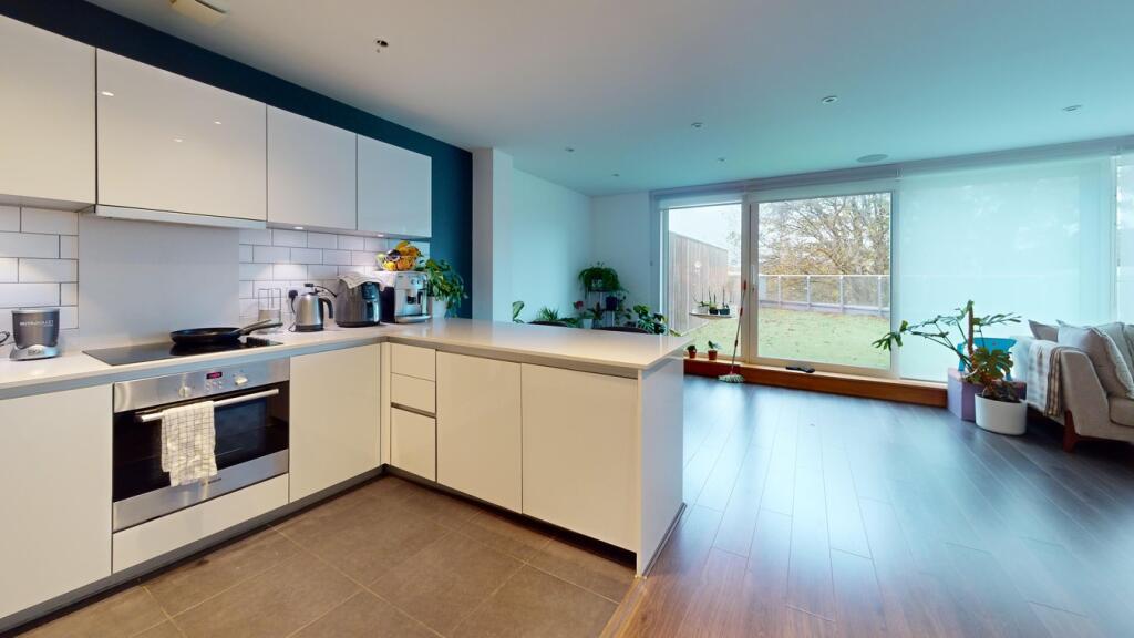 Additional property image - Rossetti Apartments, Saffron Central Square, Croydon, CR0