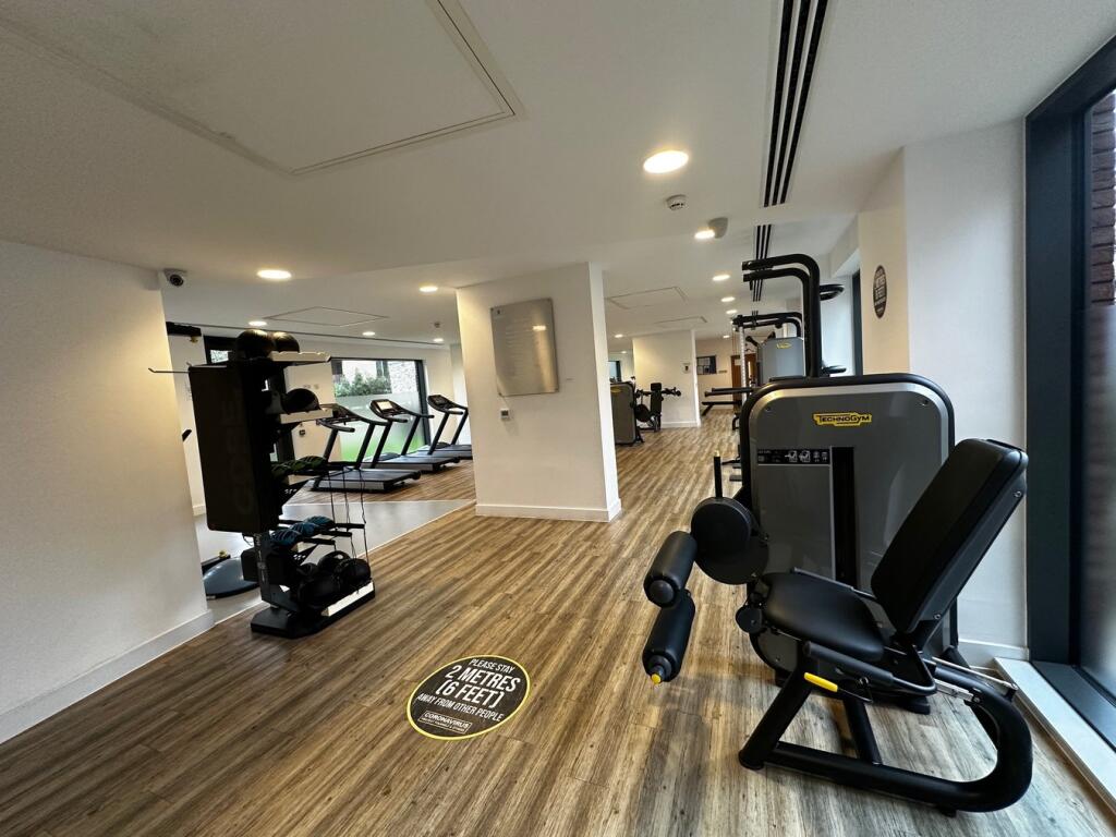 Additional property image - Cherry Orchard Road, Croydon, CR0