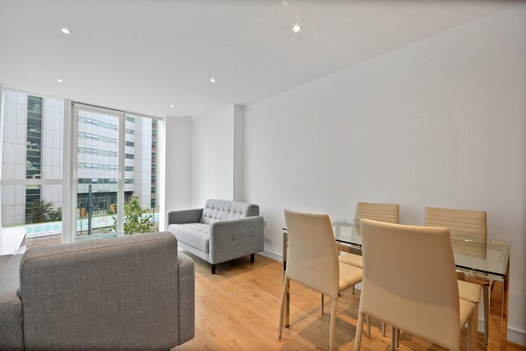Main image of property: Pinnacle Apartments , Saffron Central Square, Croydon, CR0