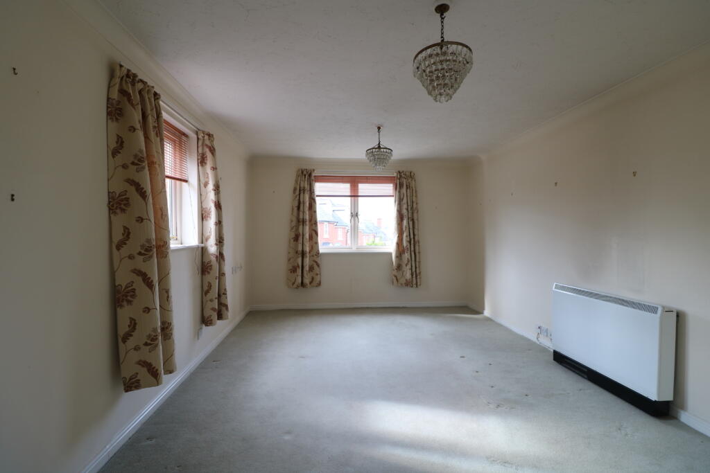 2 bedroom retirement property for sale in RossonWye, HR9