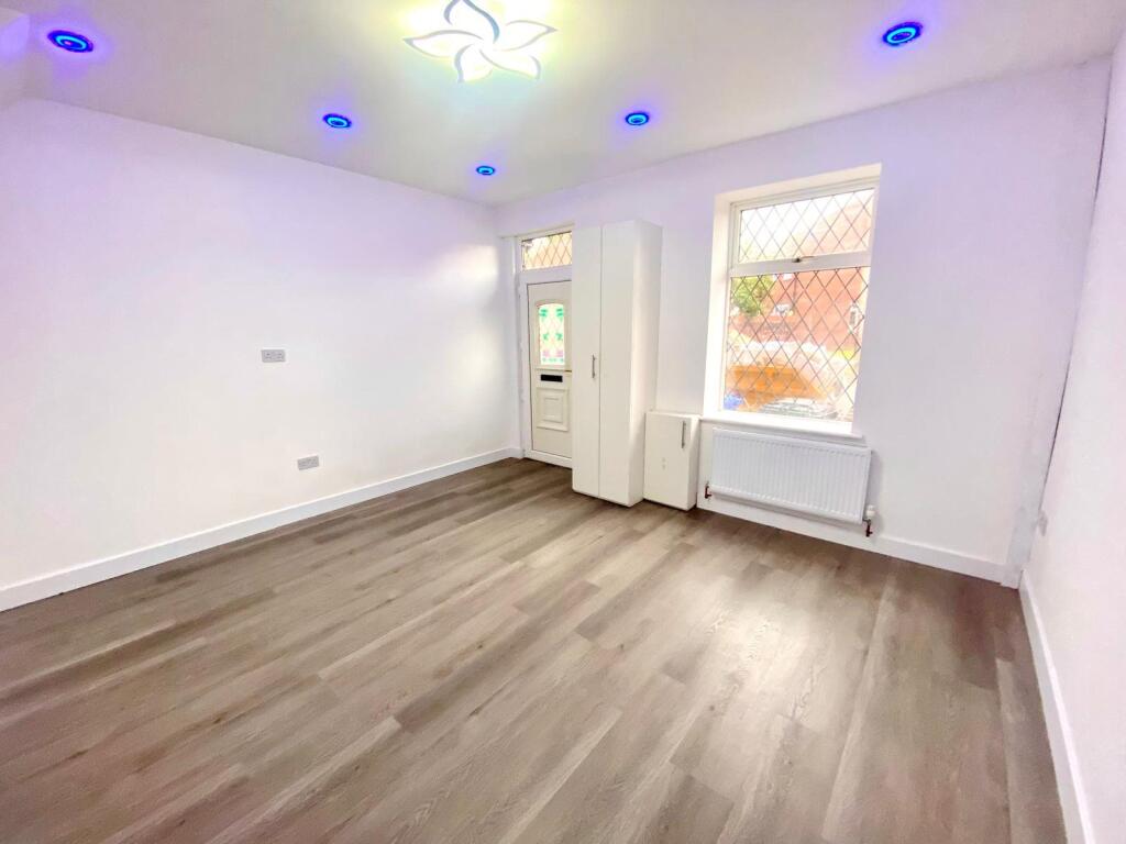 Main image of property: Whiteacre Road, Ashton Under Lyne,