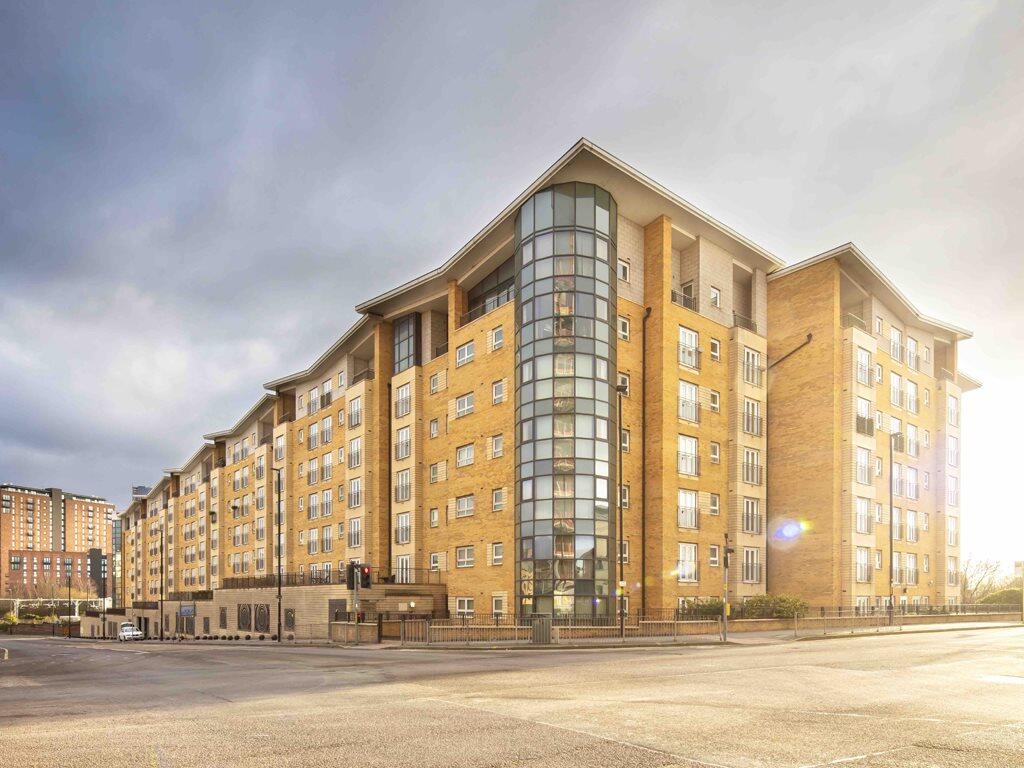 Main image of property: 6 Middlewood Street, Salford, 