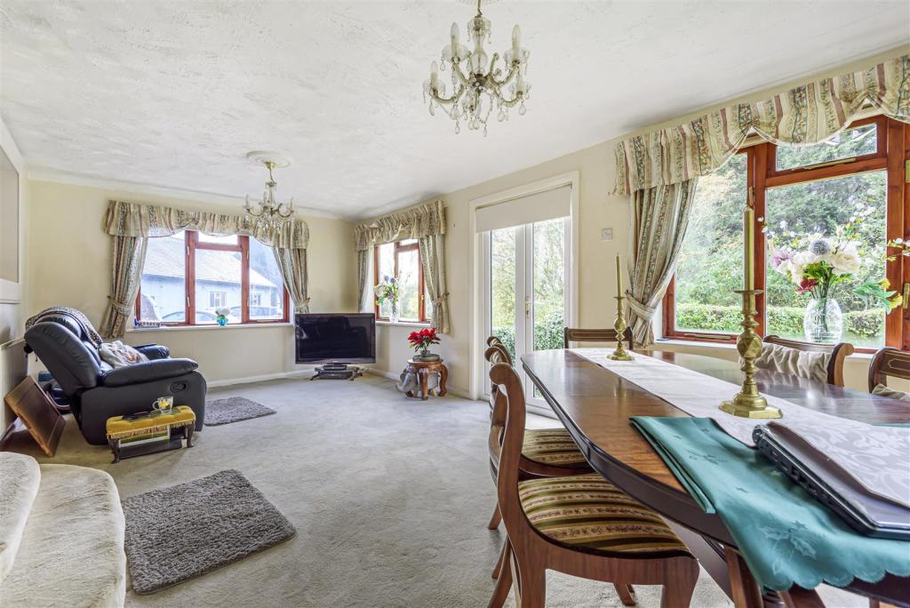 5 bedroom house for sale in Common Lane, Radlett, WD7