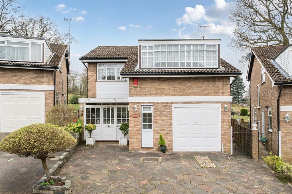 Main image of property: Risingholme Close, Bushey