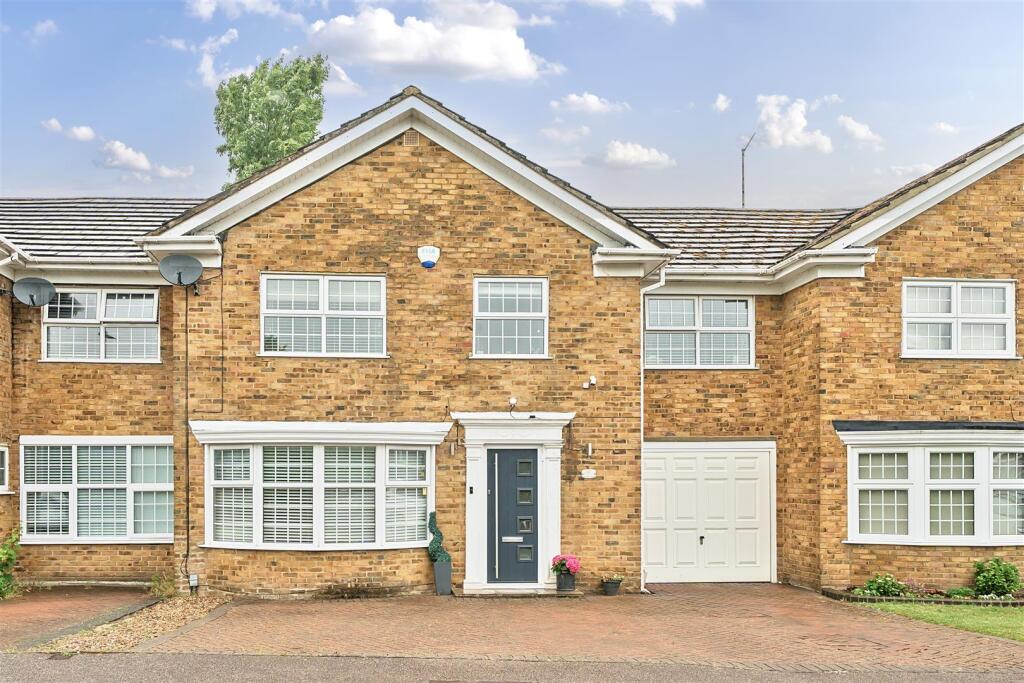 Main image of property: Cavendish Crescent, Elstree,