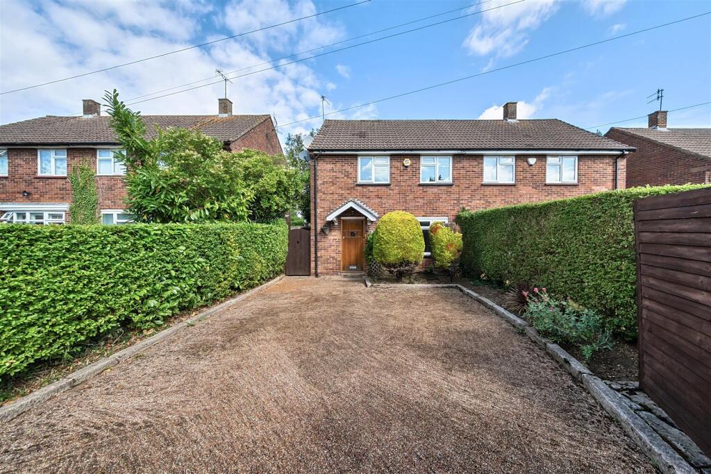Main image of property: Cheviot Close, Bushey