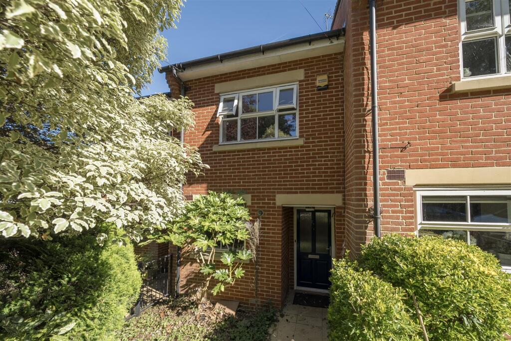 Main image of property: Victoria Road, Bushey